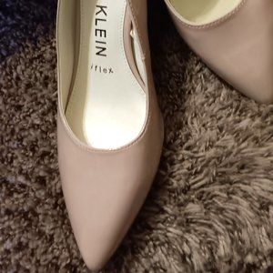 Anne Klein light pink,  pointed toe pump  Heels